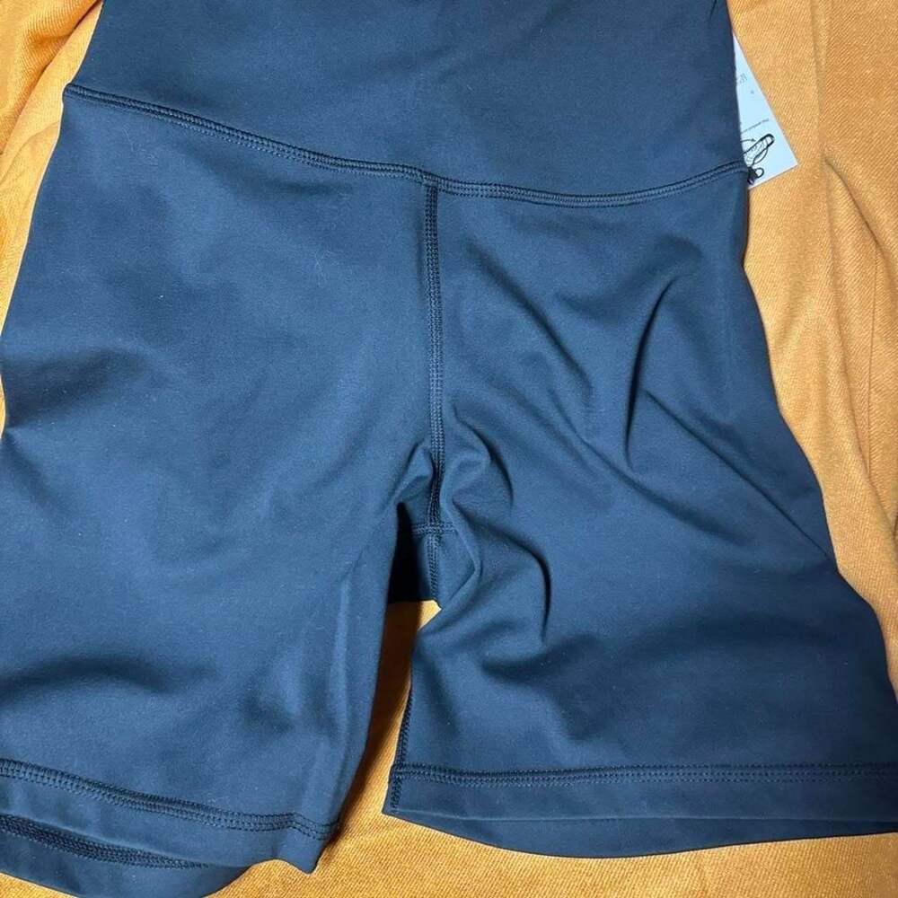 The drop black biker shorts XS